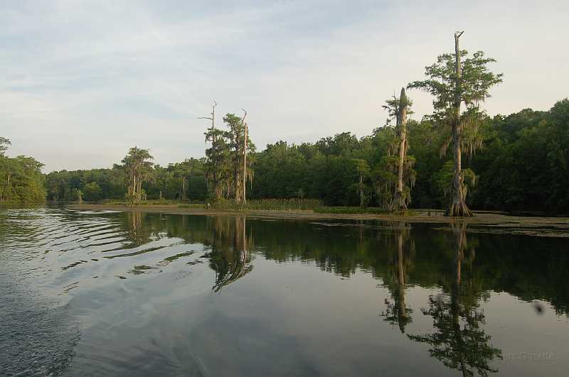 Bridge  - Spring 2006 134.JPG - What a place for an evening cruise!!